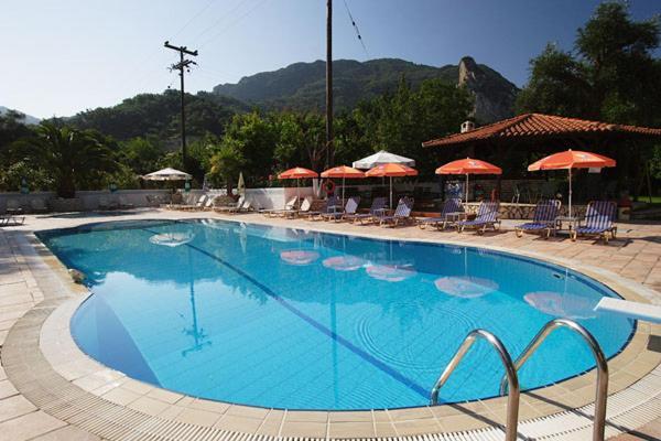 Poseidon Apartments อากิออส กอร์ดิออส ภายนอก รูปภาพ