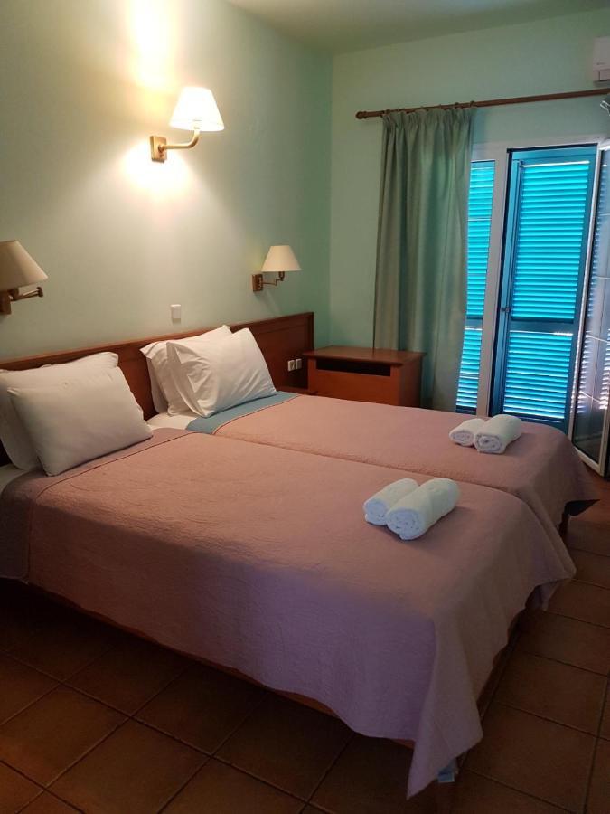 Poseidon Apartments อากิออส กอร์ดิออส ภายนอก รูปภาพ